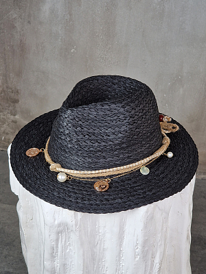 Шляпа Kontatto с бусинками черная 
