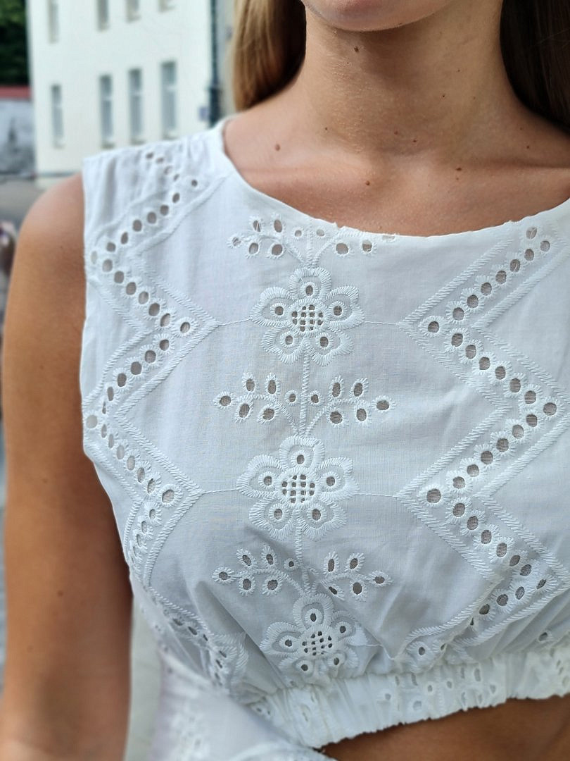 Платье Joleen ажурное с вырезом на талии молочное, фотография №4