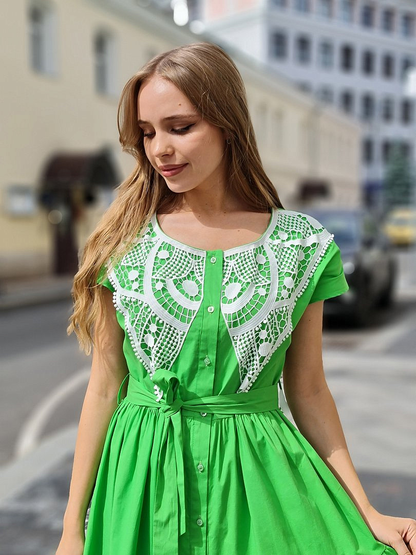 Платье Lumina с ажурной вставкой зелёное, фотография №2