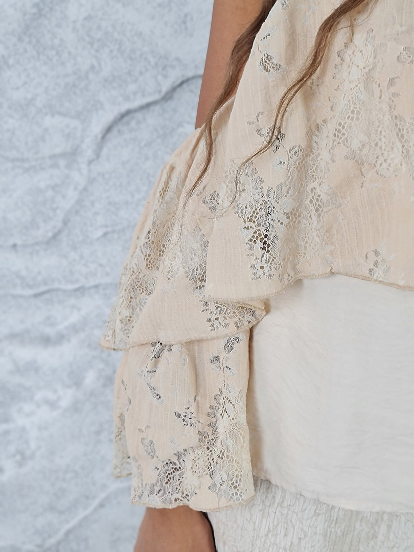 Топ Have One с кружевом бежевый, фотография №3