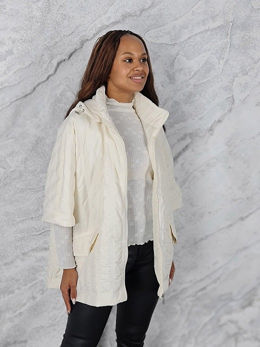 Куртка Monte Cervino рукава летучая мышь с капюшоном молочная