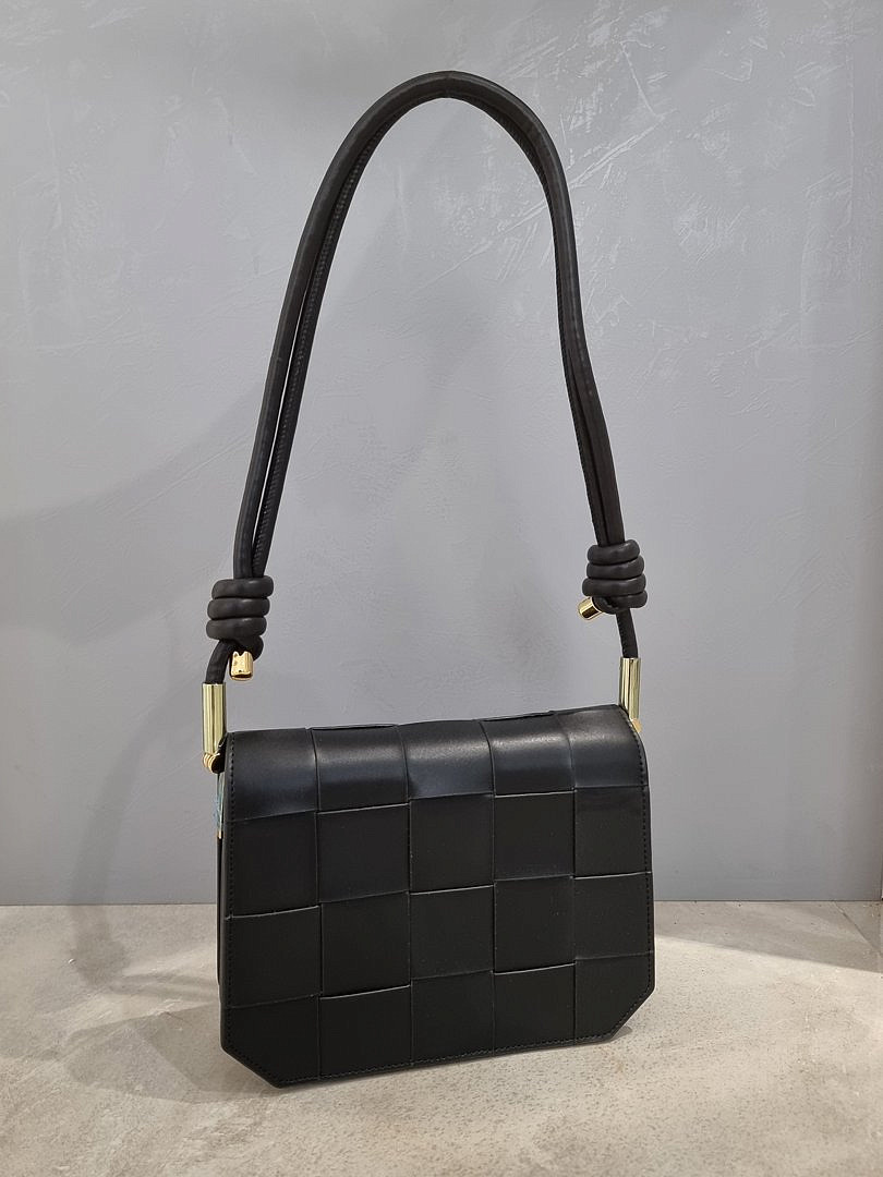 Сумка My Little Italy среднего плетения чёрная , фотография №2