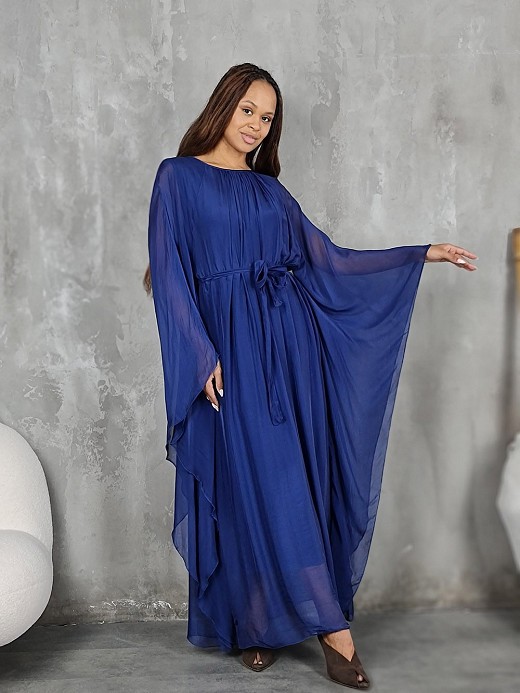 Платье CLOTHÉ с поясом и рукавами летучая мышь синее