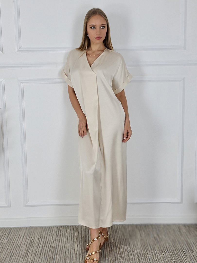 Платье CLOTHÉ свободное атласное с V-образным вырезом молочное , фотография №2