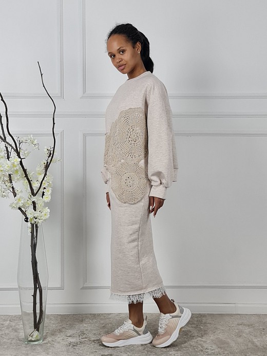 Костюм MIHO'S свитшот юбка на завязках с кружевом бежевый