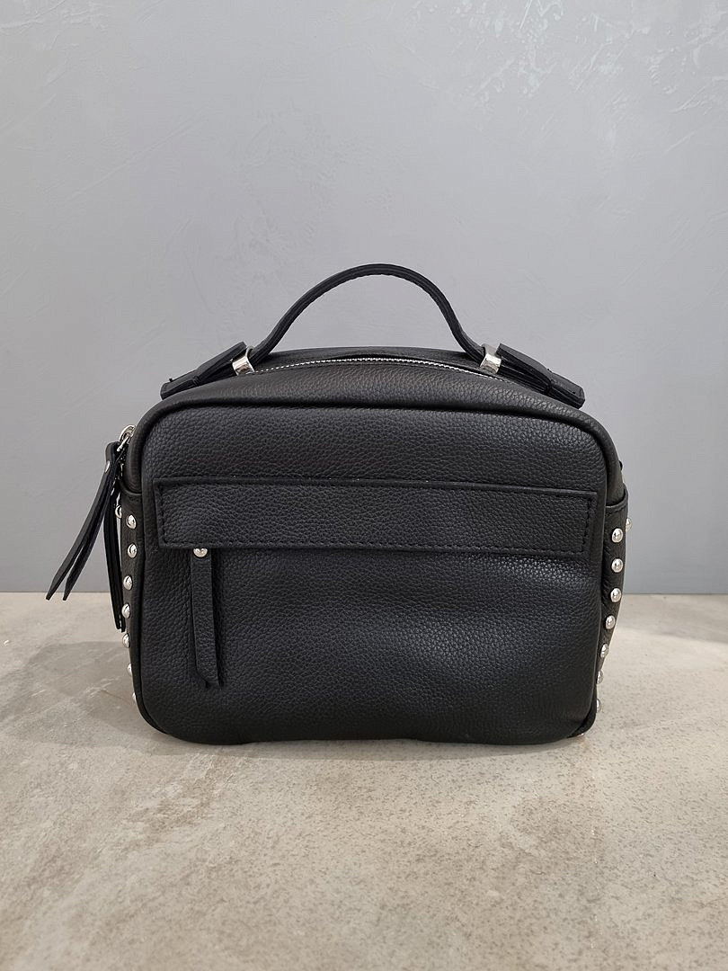 Сумка My Little Italy с круглыми клёпками чёрная, фотография №2