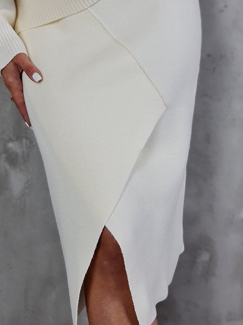 Костюм Lara джемпер и юбка со швами белый (молочный), фотография №5