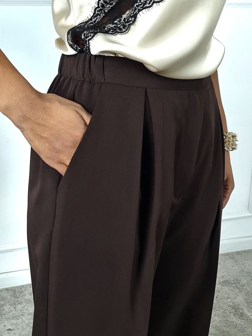 Брюки imperial с защипами на застежке резинка сзади шоколад, фотография №4