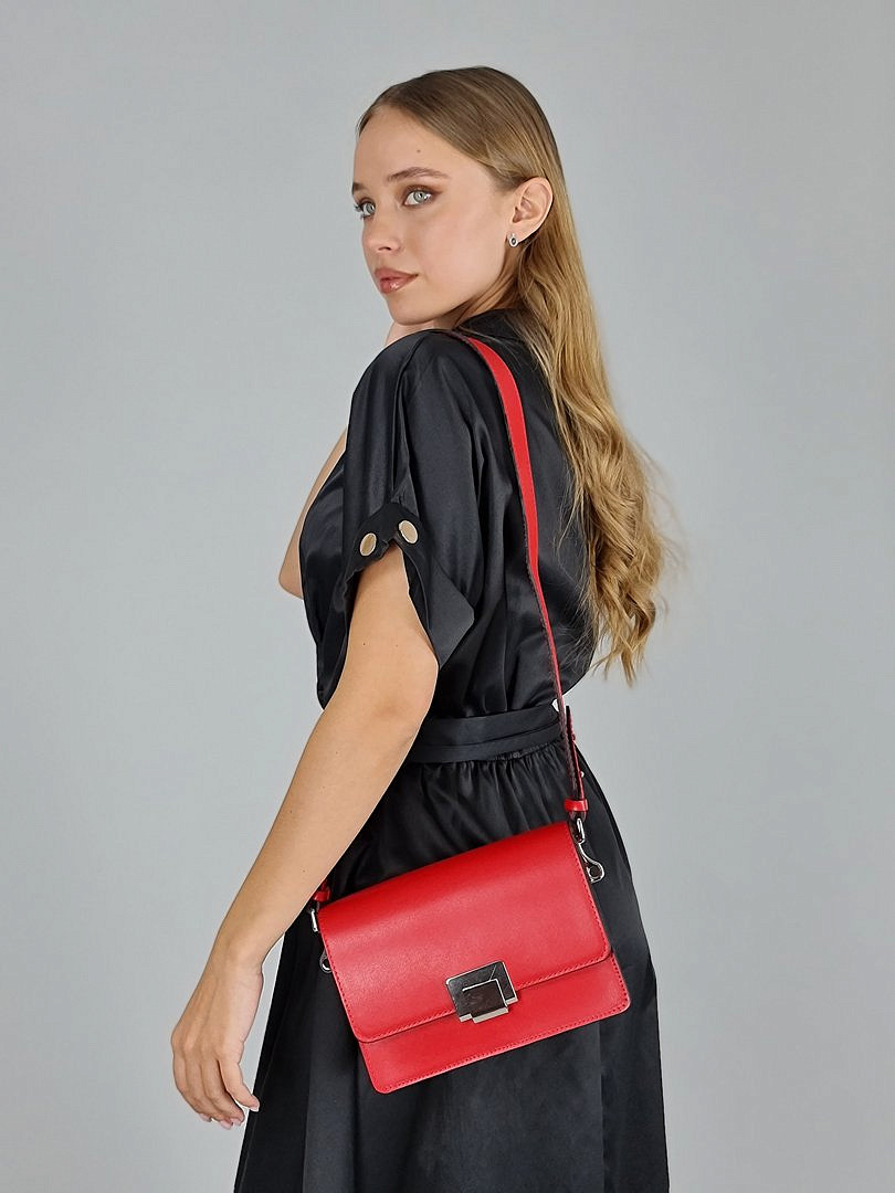 Сумка My Little Italy прямоугольная на широком ремне красная, фотография №3