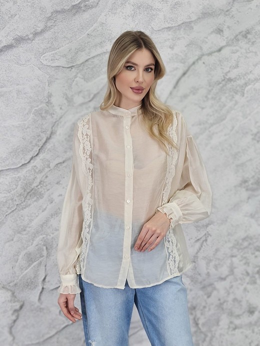 Блузка MIHO'S воротник стойка вертикальные  кружева кремовая