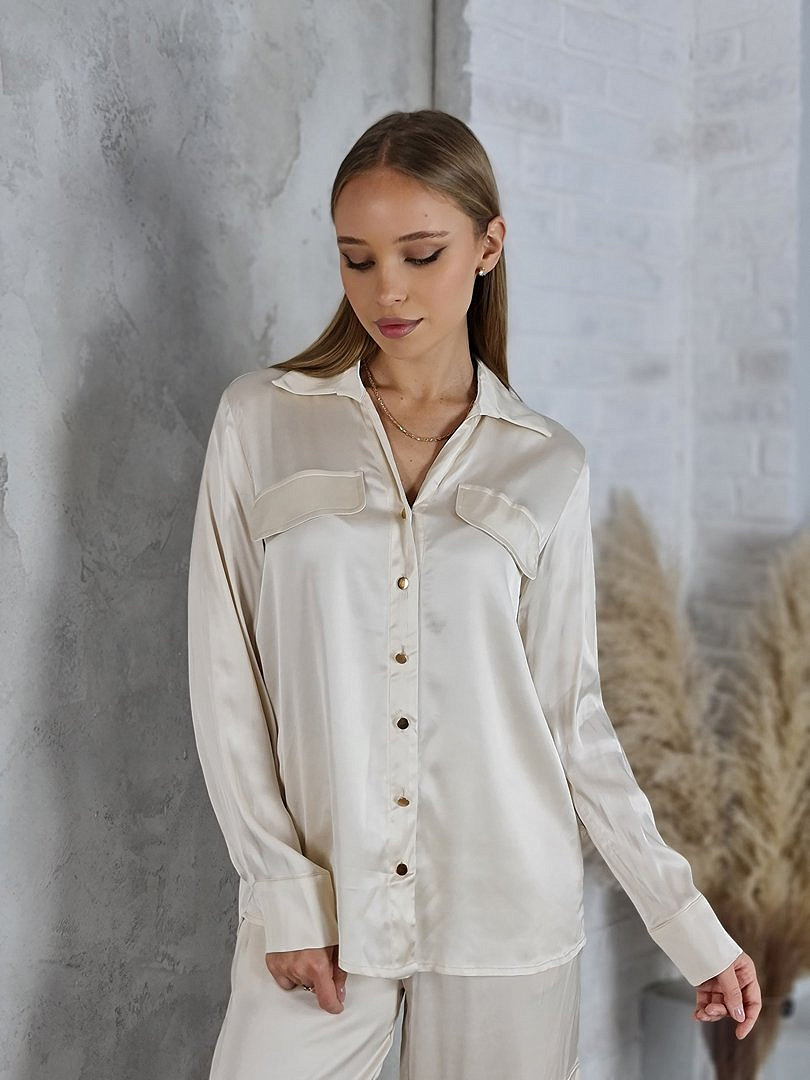 Костюм CLOTHÉ атласный рубашки и брюки с карманами молочный, фотография №5