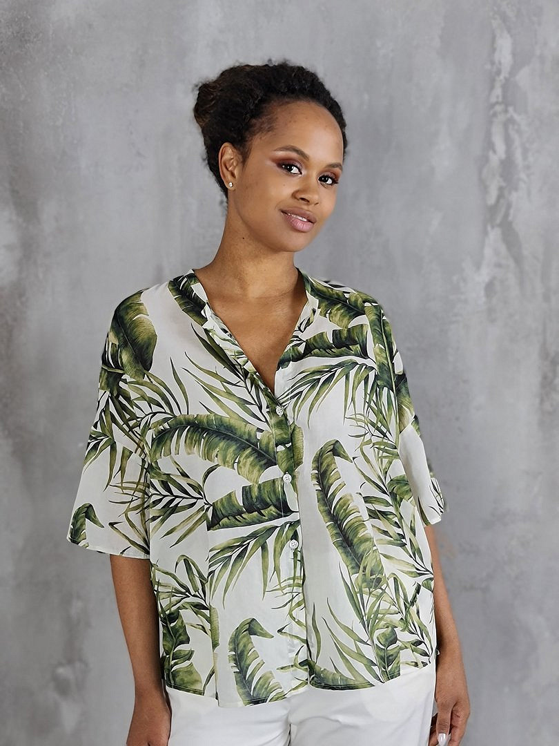 Рубашка Vicolo воздушная с завязками и принтом "Тропики" молочная/зелёная, фотография №5