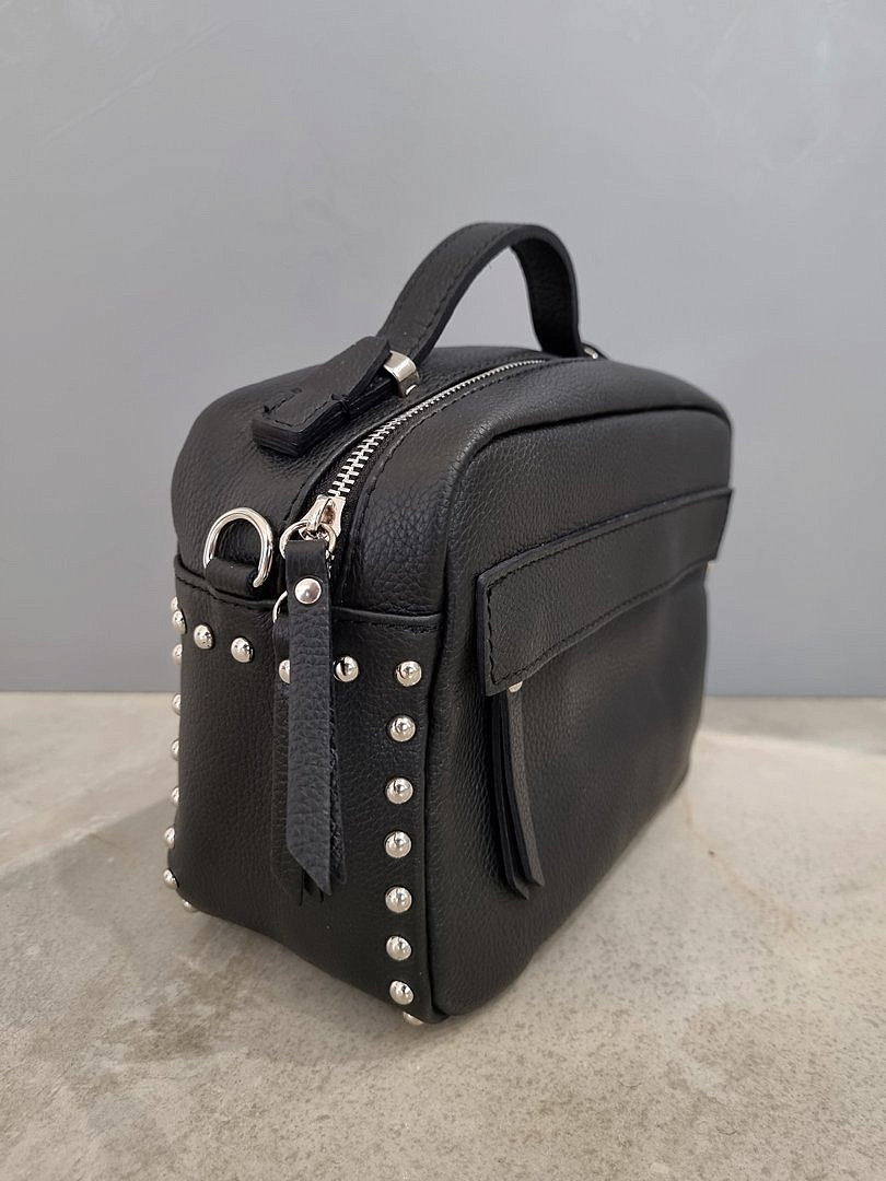 Сумка My Little Italy с круглыми клёпками чёрная, фотография №3