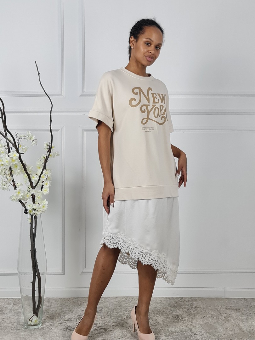 Платье-футболка MIHO'S с надписью "New york" кремовое, фотография №1