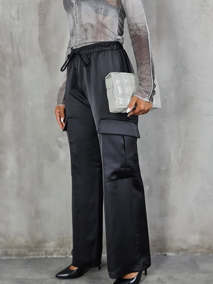 Брюки Imperial с карго-карманами и завязками атласные чёрные, фотография №1