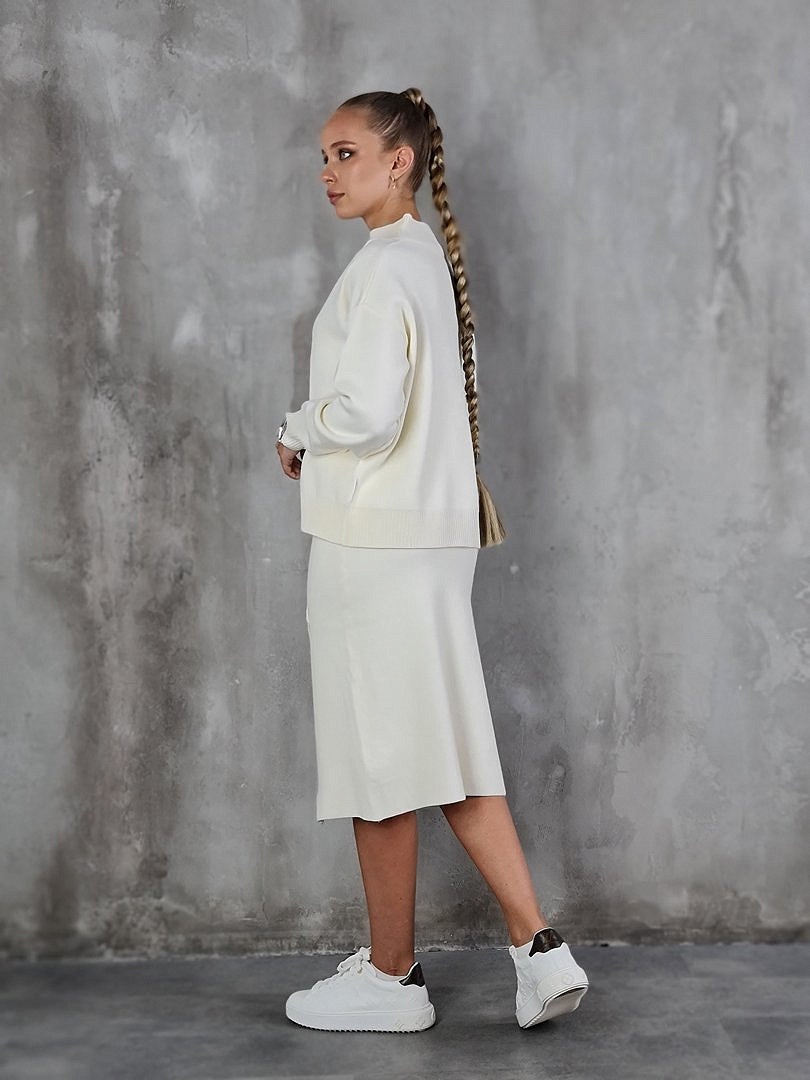 Костюм Lara джемпер и юбка со швами белый (молочный), фотография №7