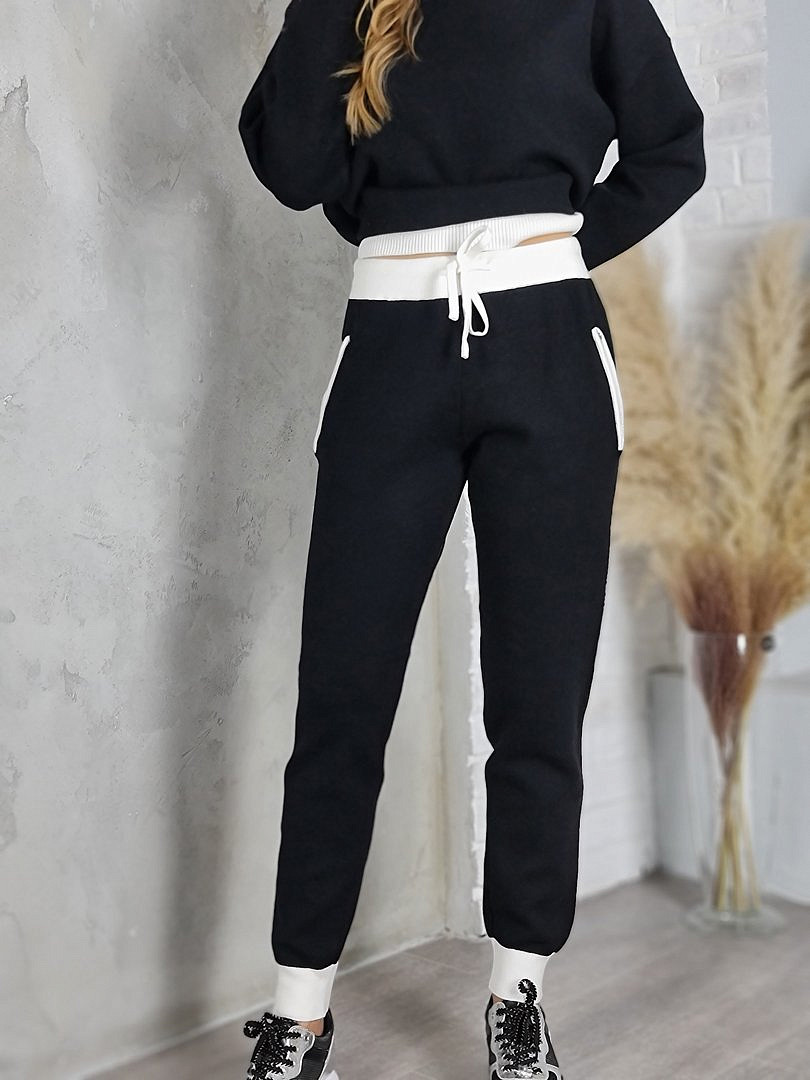 Костюм Melany двухцветный джемпер и брюки молочный/чёрный, фотография №4