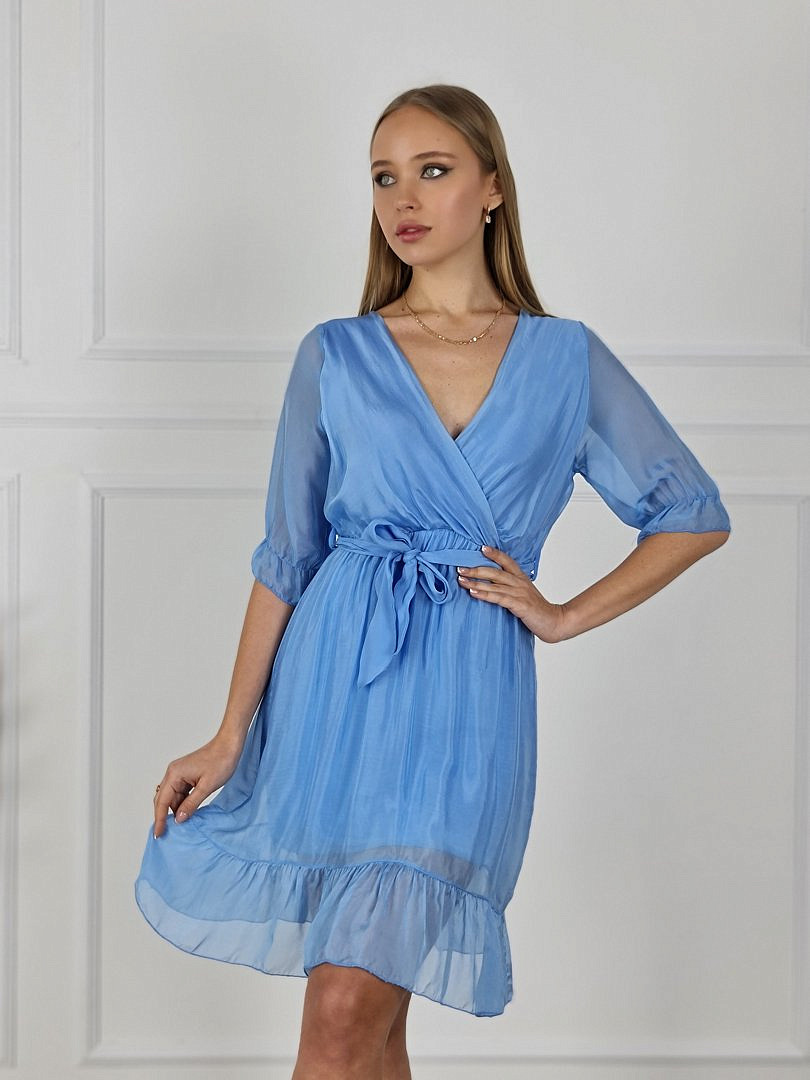 Платье Pura Seta с V-образным вырезом и поясом голубое, фотография №1