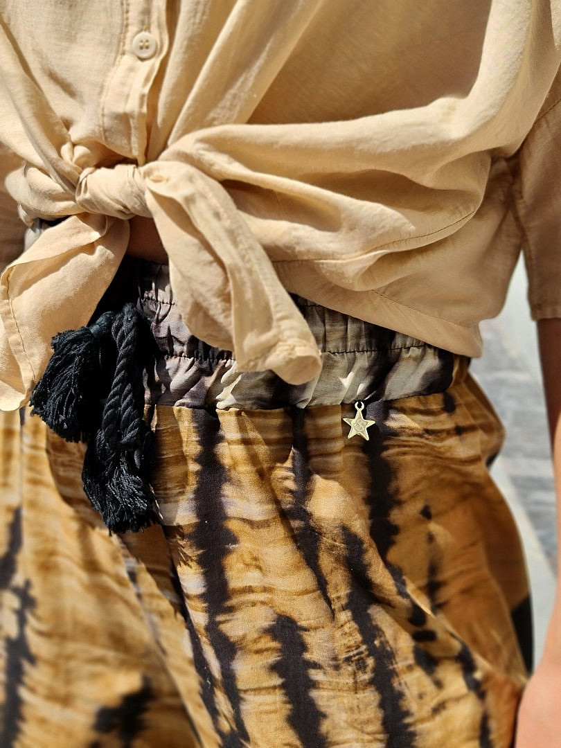 Рубашка Vicolo воздушный хлопок с завязками на животе песочная, фотография №3