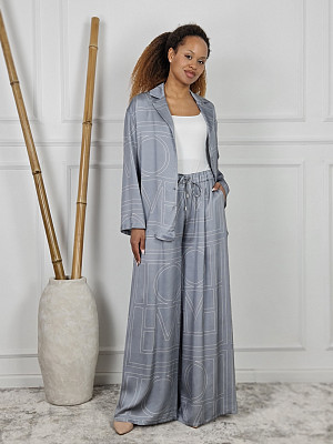 Костюм CLOTHÉ атласный рубашка и брюки с принтом серый