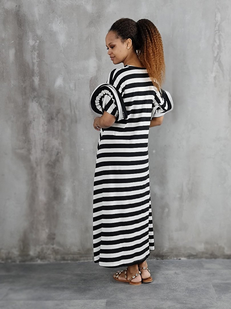 Платье Vicolo макси в полоску с объёмными рукавами белое, фотография №2