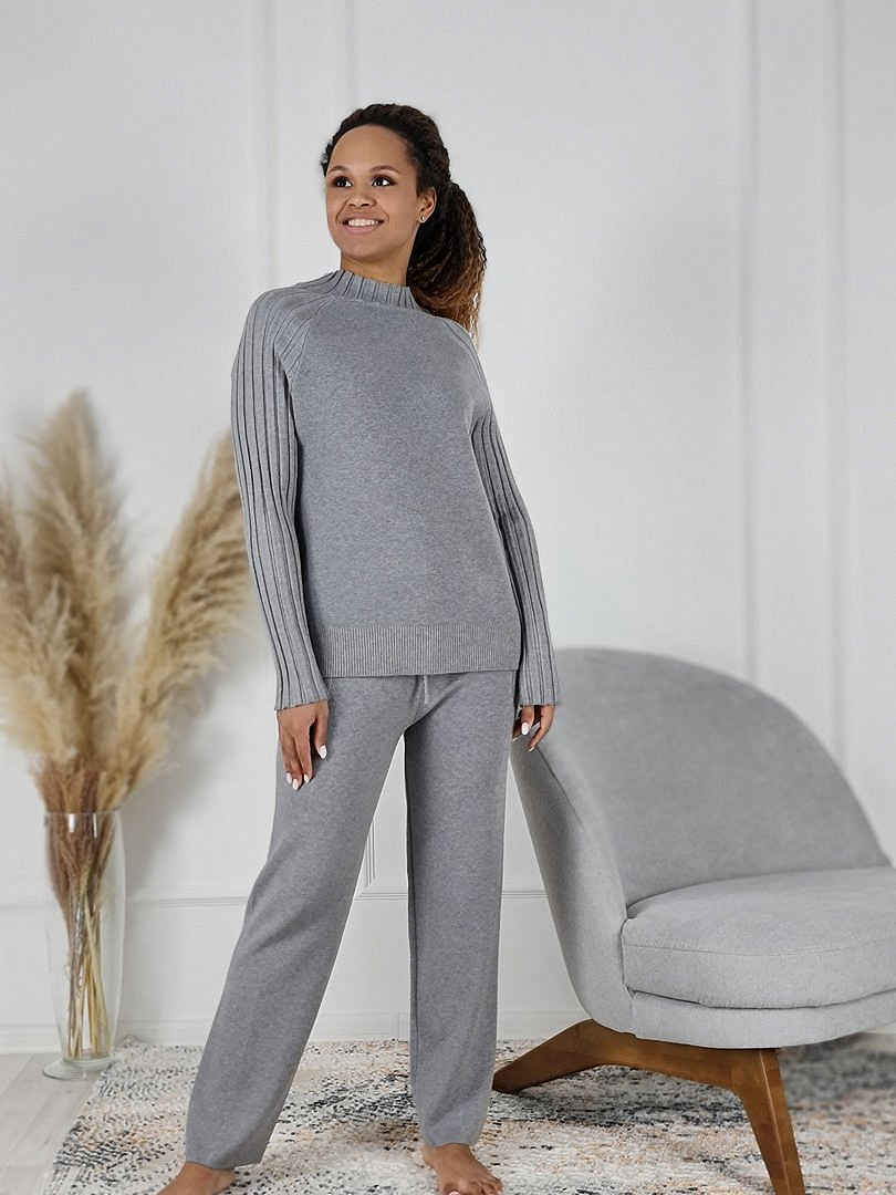 Костюм Melany джемпер и свободные брюки серый, фотография №2