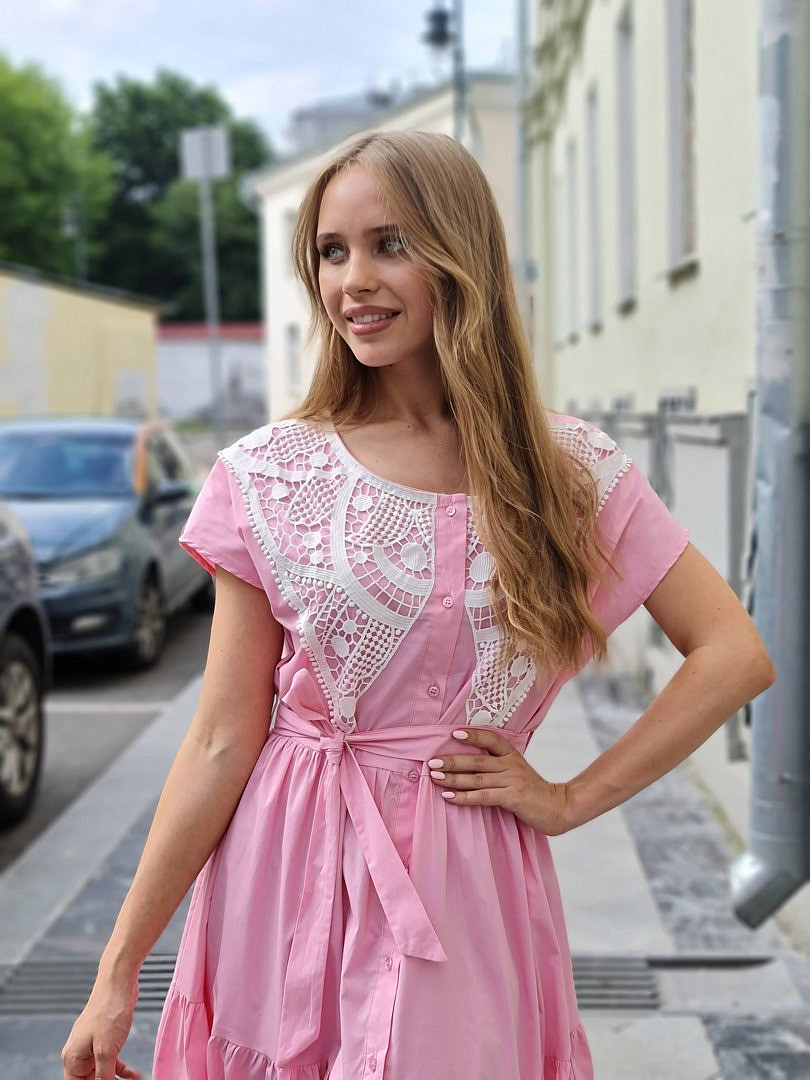 Платье с ажурной вставкой розовый, фотография №2