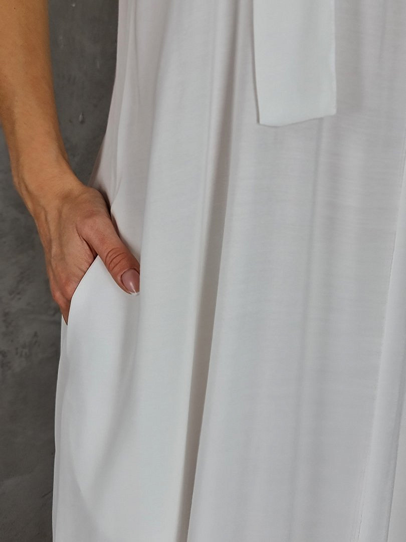 Сарафан CLOTHÉ с карманами и лаямками на завязках белый  , фотография №4