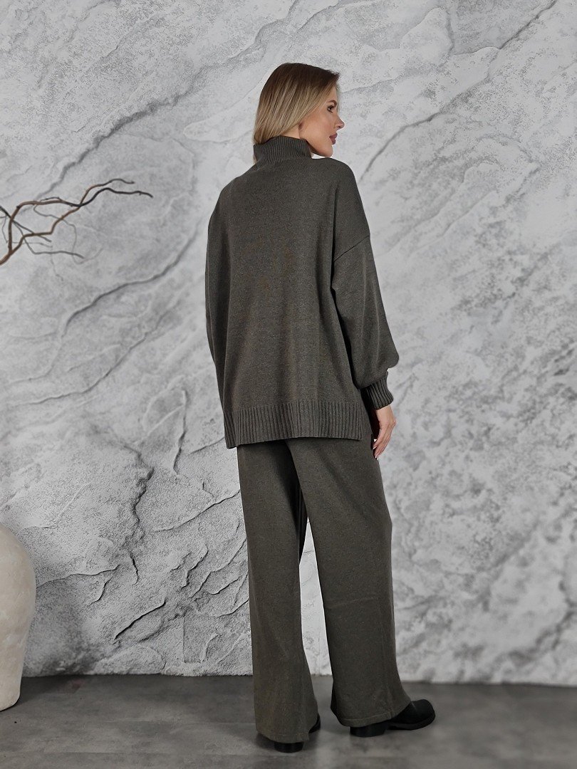 Костюм Clothé трикотажный джемпер и широкие брюки тауп , фотография №4