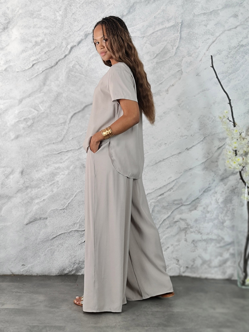 Костюм CLOTHÉ футболка и брюки тауп, фотография №2