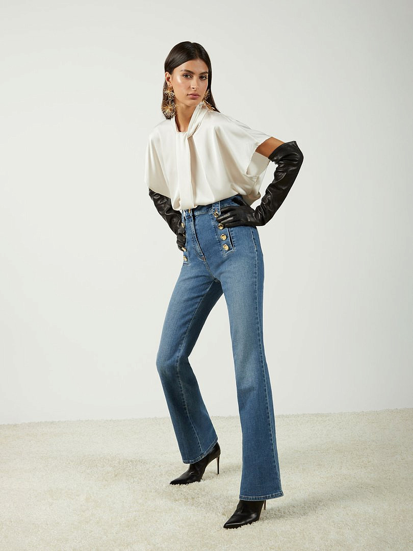 Блузка Imperial атласная с драпировками на груди белая, фотография №2