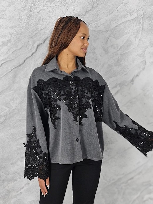 Рубашка Mitica&Co. с кружевом и пайетками серая