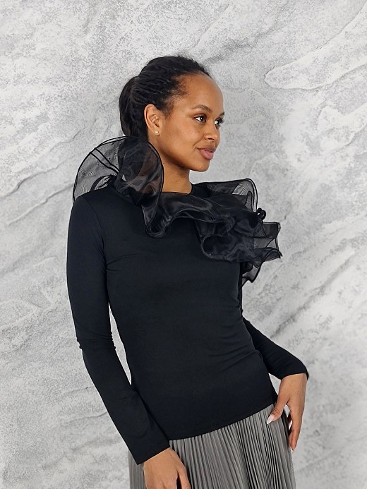 Лонгслив Imperial с рюшами на вороте черный
