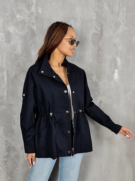 Парка Atelier Emi на кулиске черная