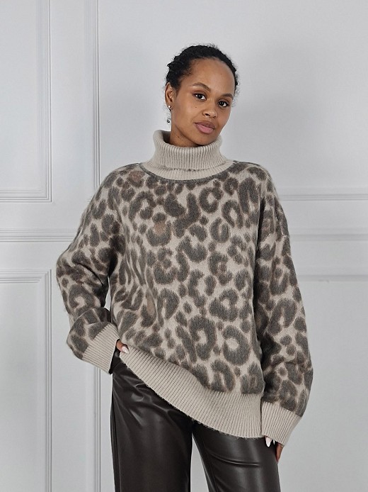 Джемпер Rosa Shock с воротом принт леопард бежевый