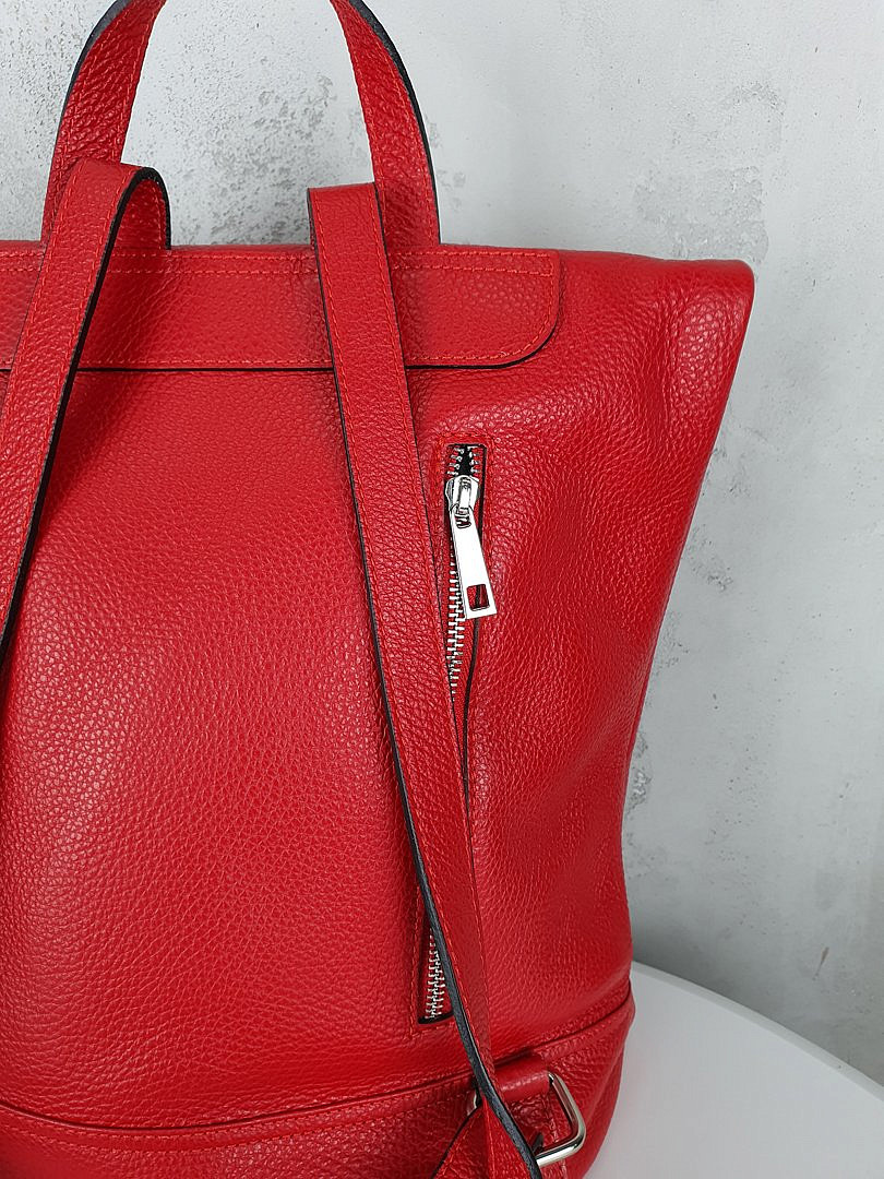 Рюкзак My Little Italy с заклёпками красный, фотография №4