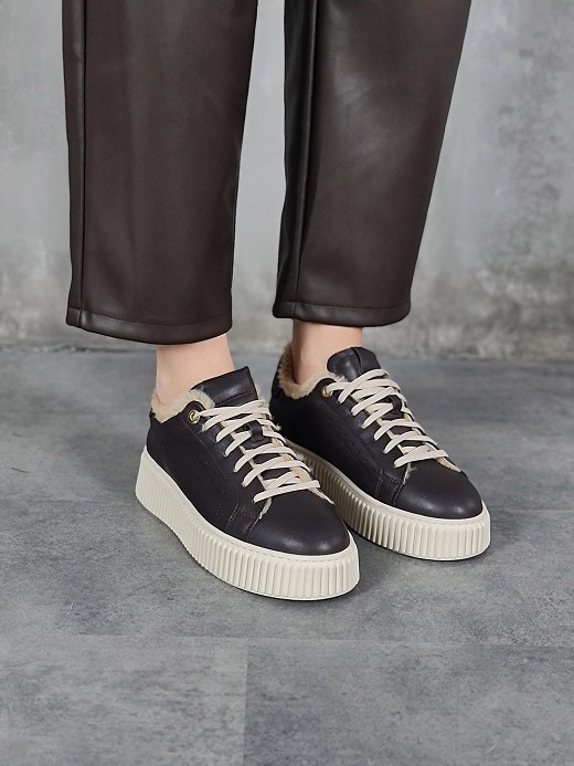 Кроссовки L'Estrosa утепленные шоколад