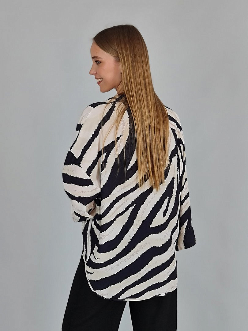 Блузка Imperial с принтом "Зебра" молочная, фотография №2