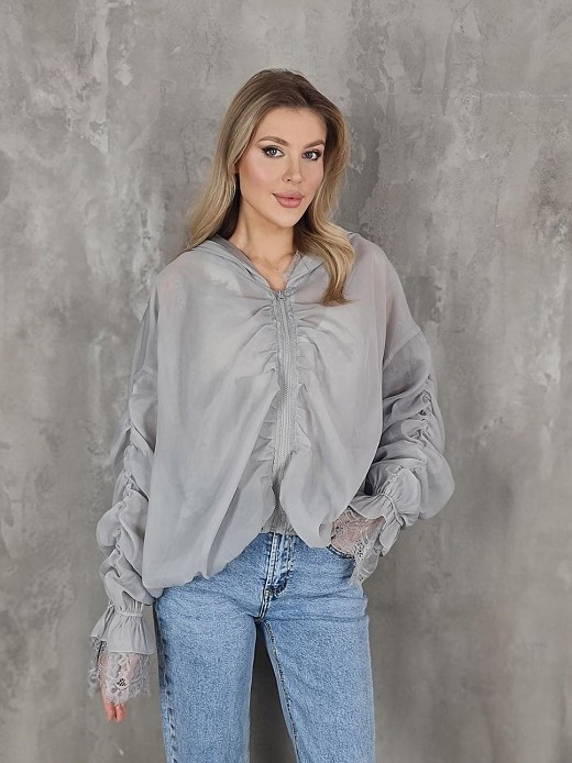 Бомбер MOCHY легкий с кружевами серый