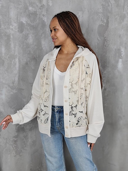 Толстовка MIHO'S на пуговицах с цветами сетчатыми и капюшоном кремовая