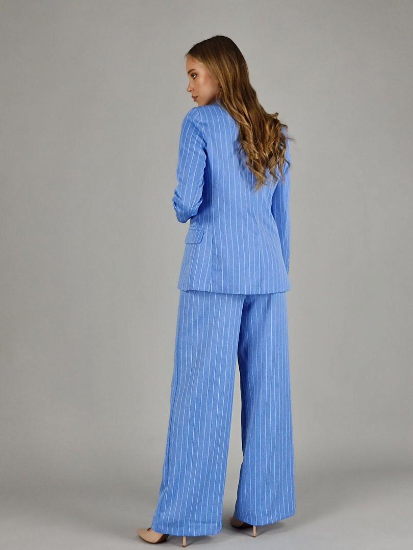 Костюм Lumina в полосочку с золотыми пуговицами голубой , фотография №5