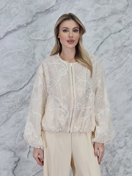 Бомбер MIHO'S с кружевом и пайетками кремовый