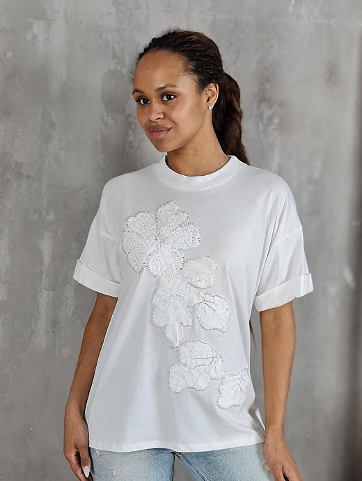Футболка Imperial с объемными цветами и вышивкой стразами белая