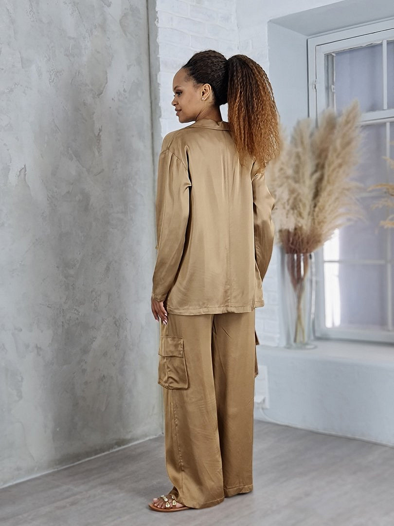 Костюм CLOTHÉ атласный рубашка и брюки карамель, фотография №5