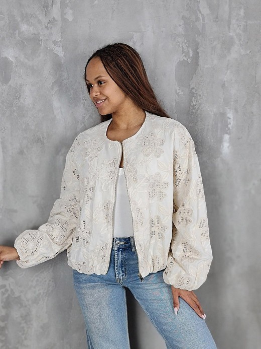 Бомбер MIHO'S с цветами сетчатыми кремовый