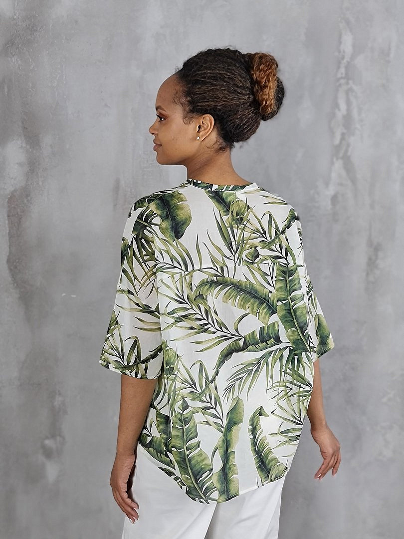 Рубашка Vicolo воздушная с завязками и принтом "Тропики" молочная/зелёная, фотография №7
