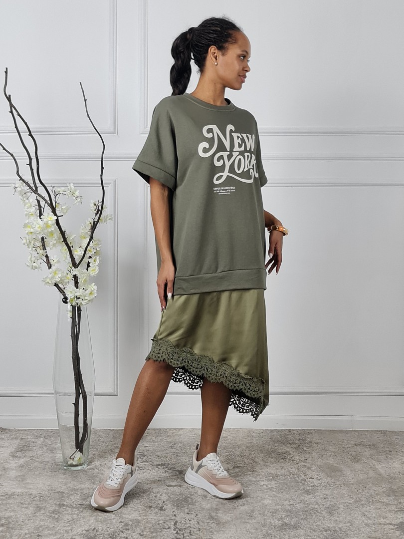 Платье-футболка MIHO'S с надписью "New york" оливка, фотография №2