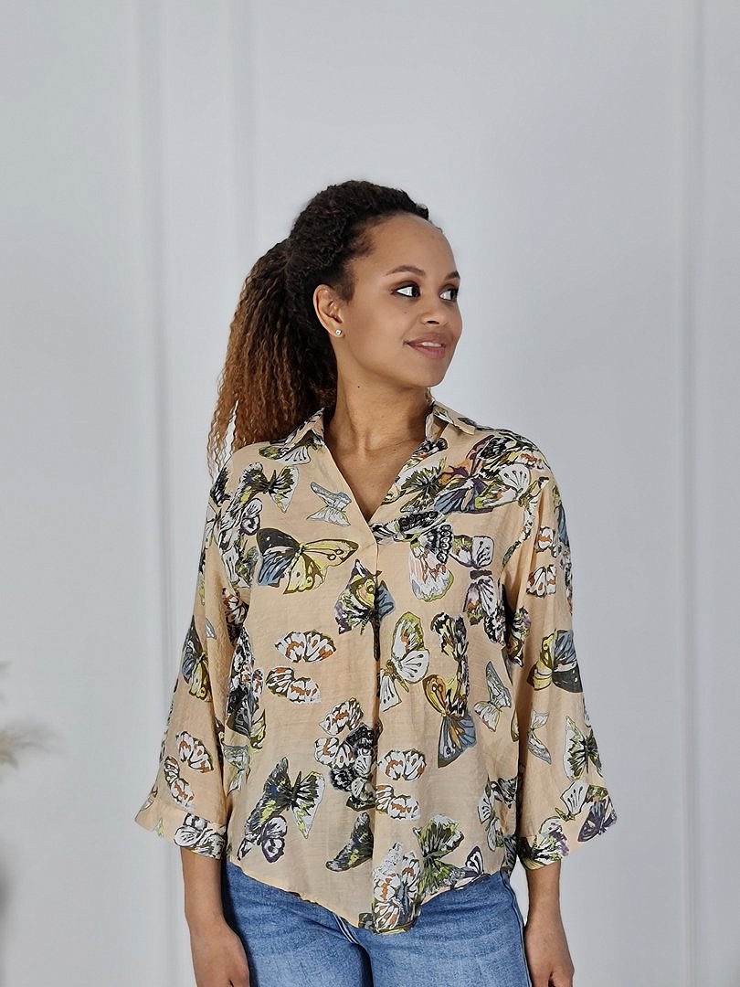 Блузка Melany с принтом "Бабочки" бежевая , фотография №1