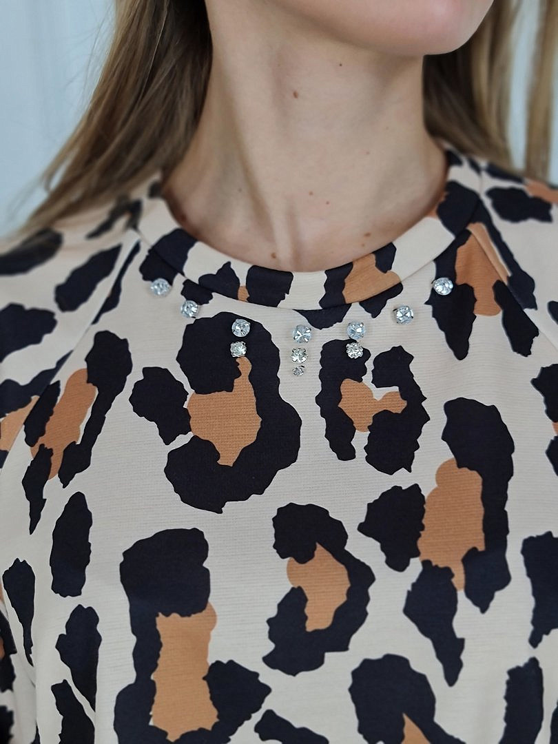 Костюм Imperial футболка с декором и брюки песочный, фотография №3